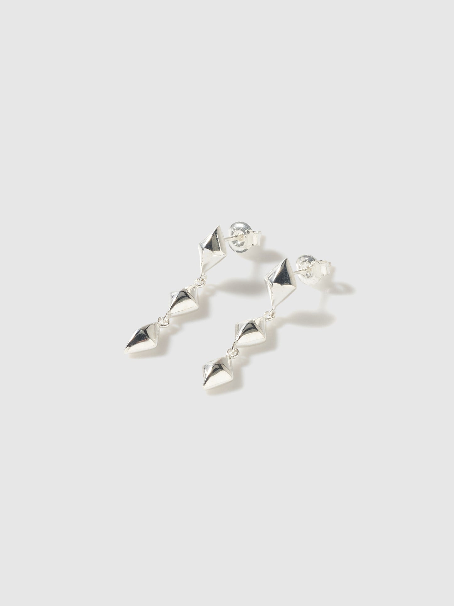 Cut Motif pierce