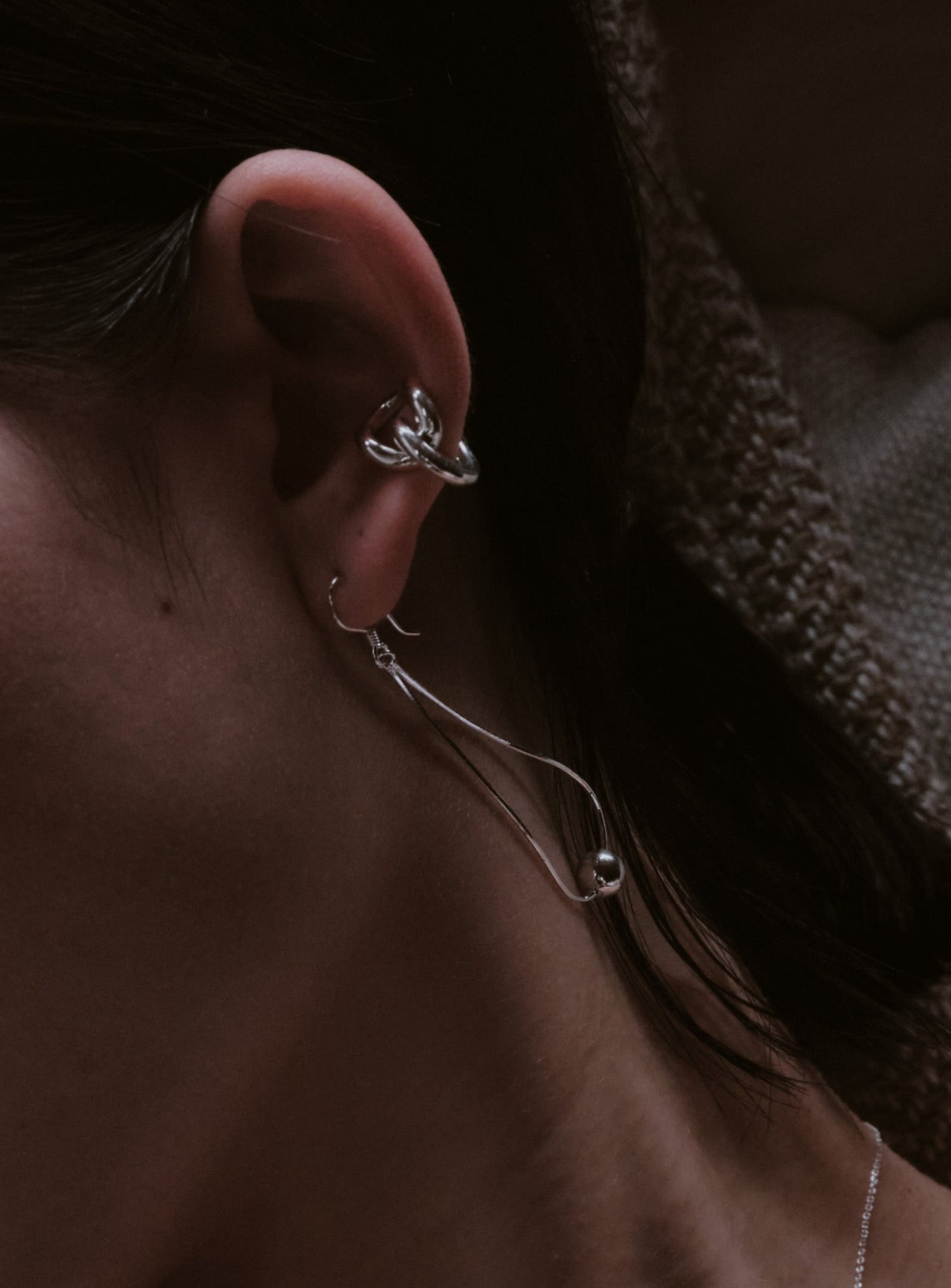 String with ball silver piercing