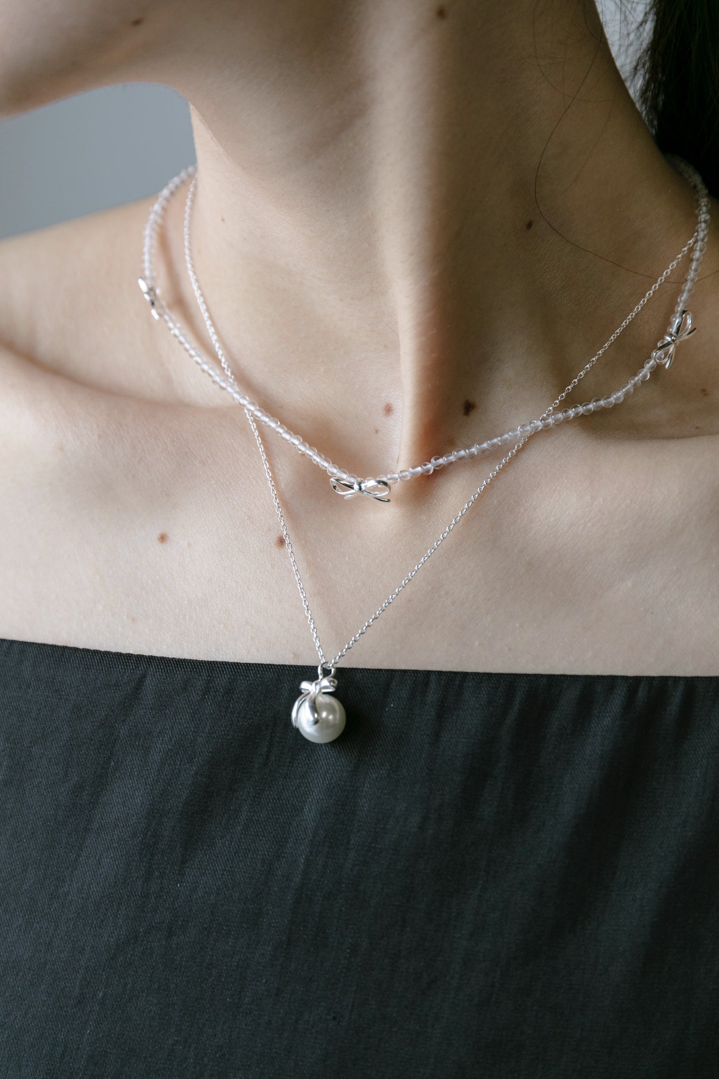 Ribbon Catch Pearl Necklace