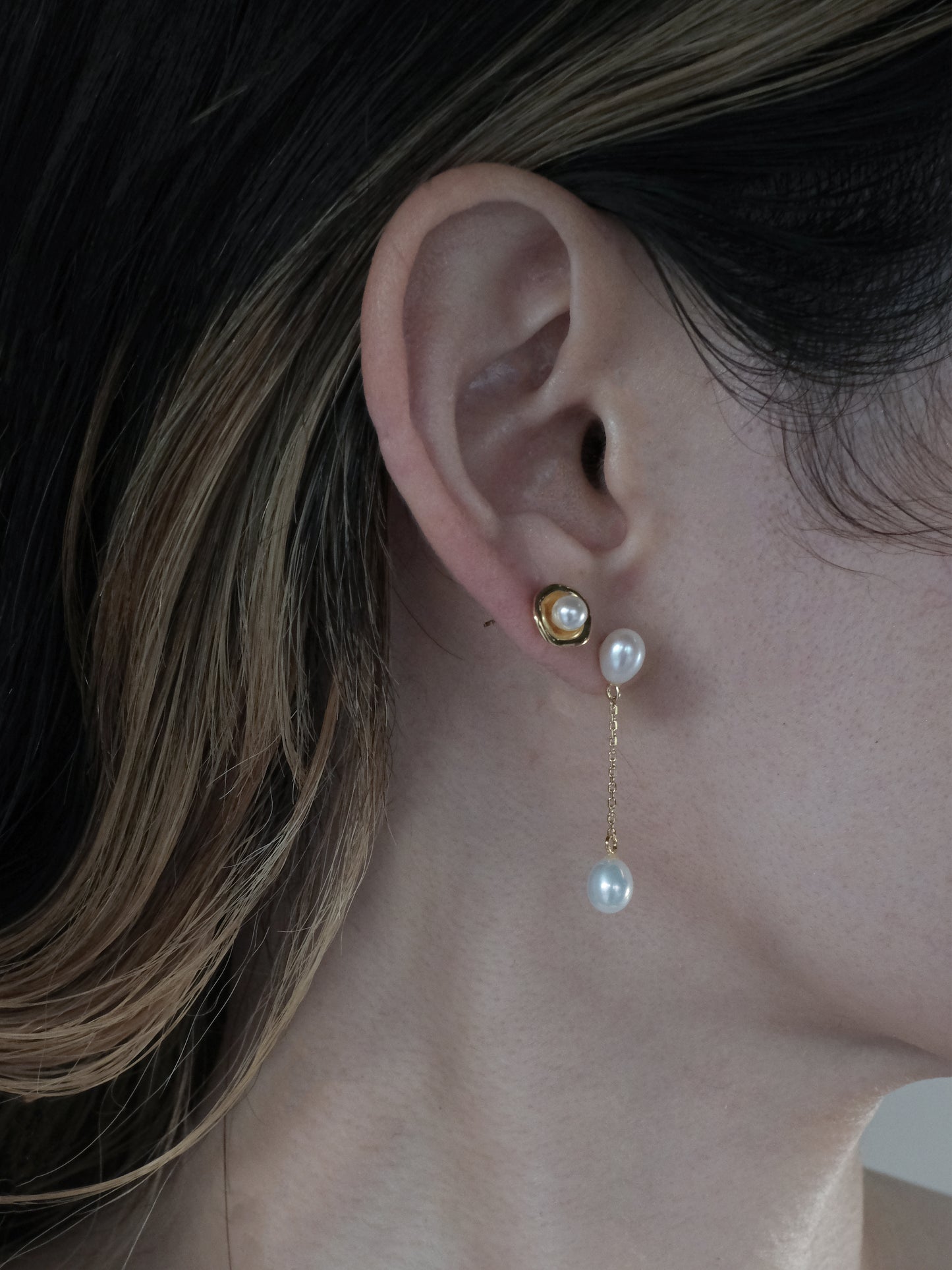 pearl in gold piercing