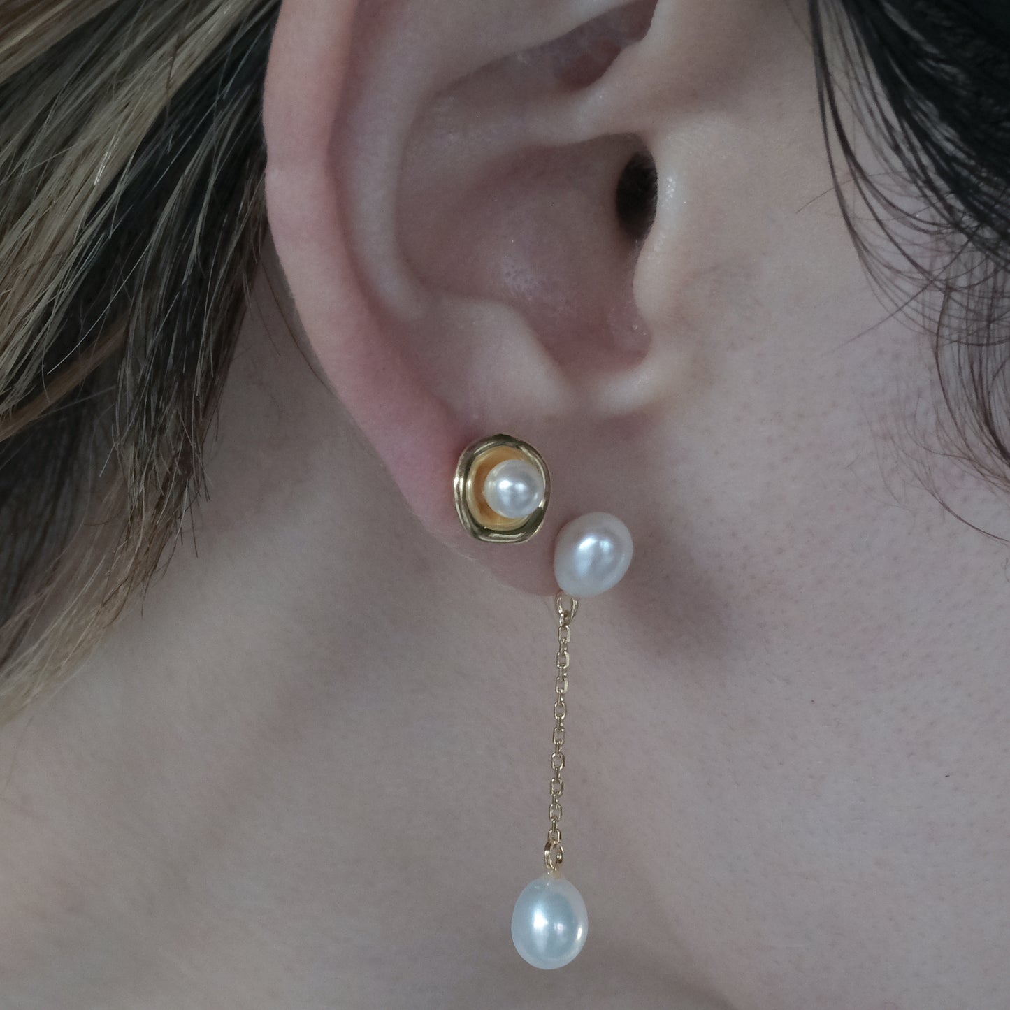pearl in gold piercing
