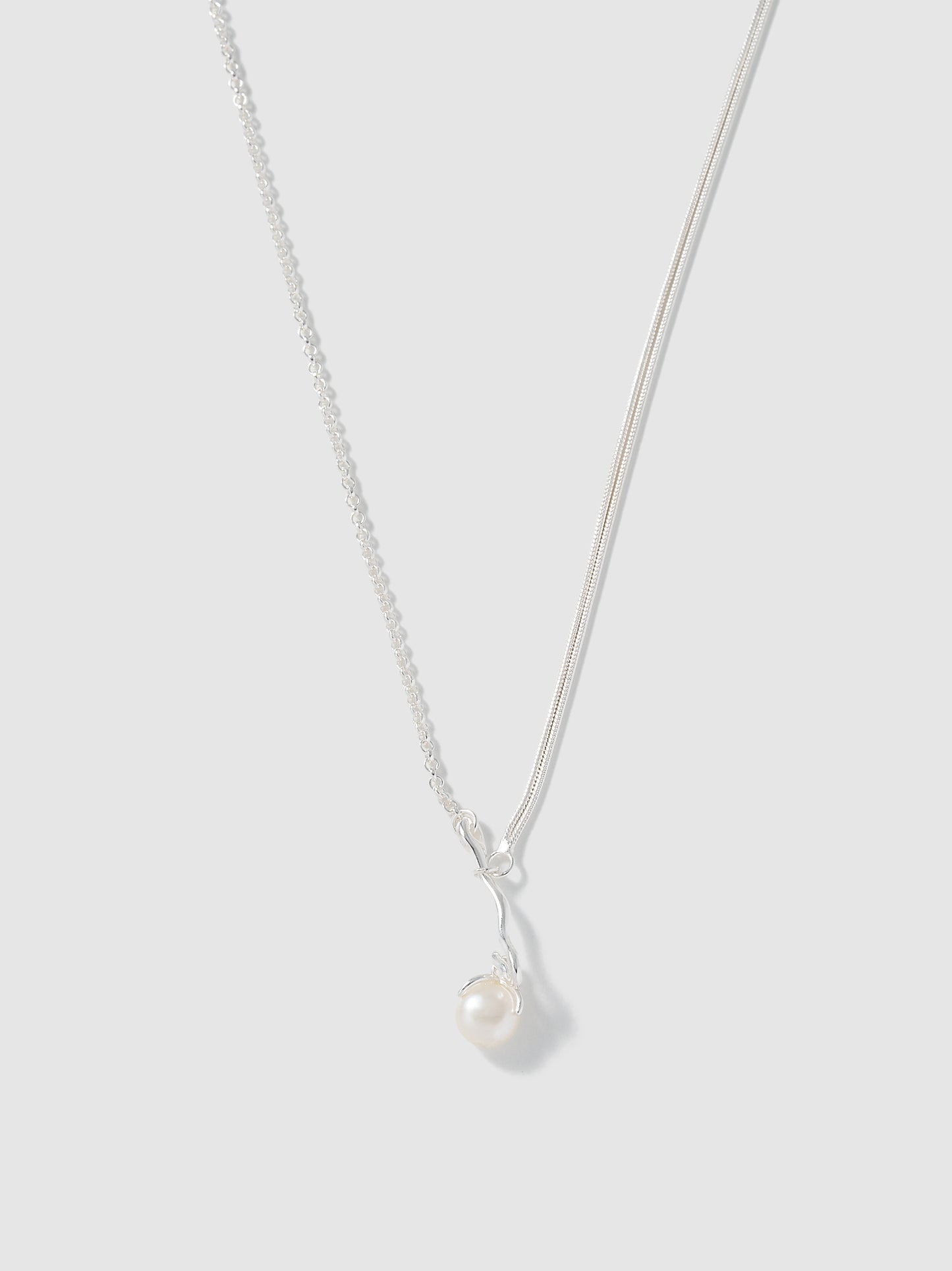 Three chain pearl  silver necklace